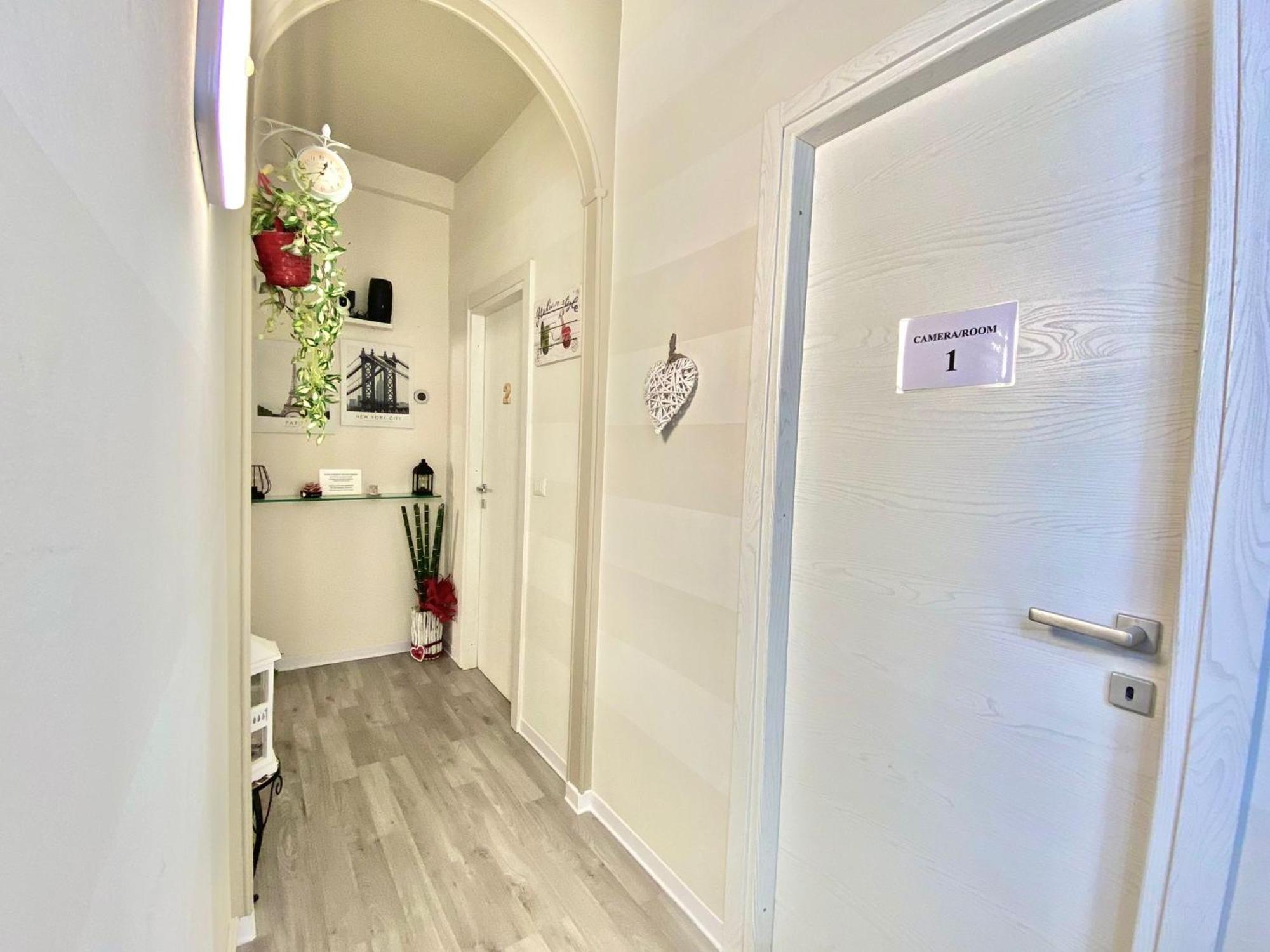 Maison Sarraj Parma Buitenkant foto